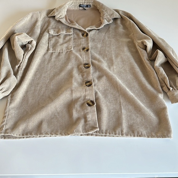 Nasty Gal Corduroy Oversized Button Up Shirt - Picture 5 of 8